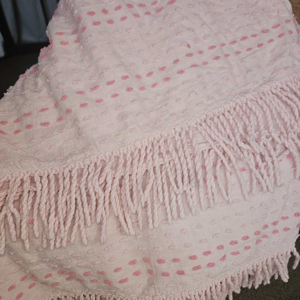 Pink Blanket With The Cutest Texture And Fringe